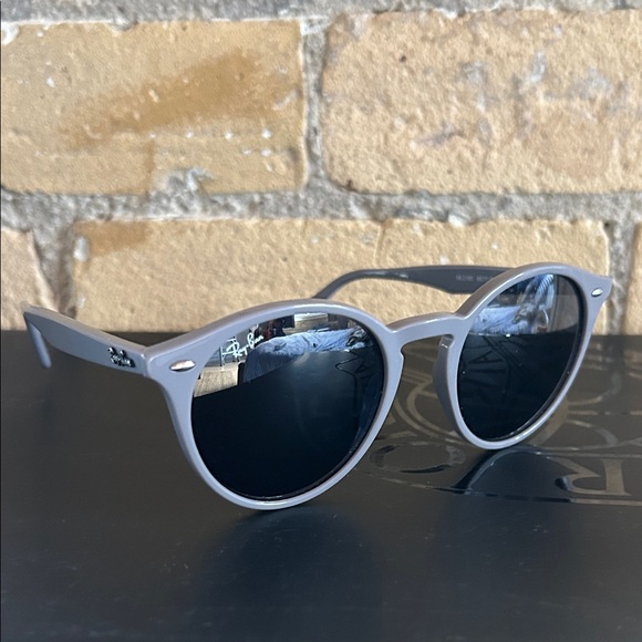 NEW! Ray ban - Picture 4 of 5